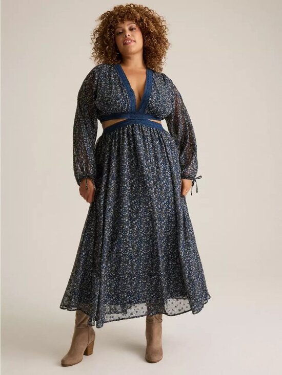 torrid Dresses & Skirts - NWT Torrid Festi Deep V Maxi Dress